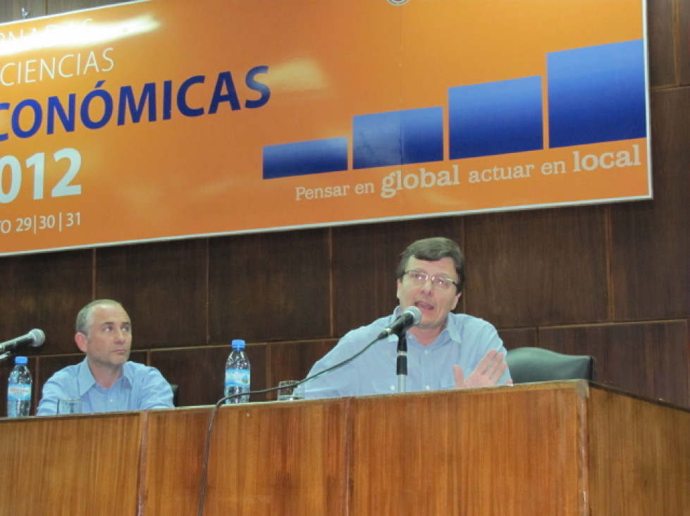 imagen Segundo día de trabajo en las Jornadas de Ciencias Económicas