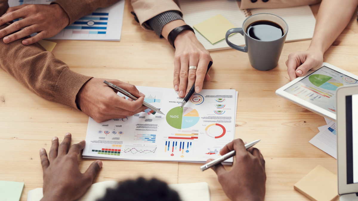imagen CURSO "HERRAMIENTAS PARA EL ANÁLISIS DE COYUNTURA MACROECONÓMICA"
