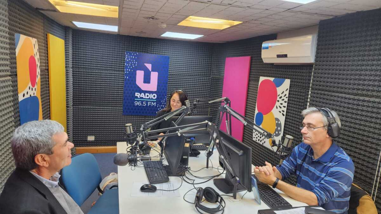 imagen Nuestro decano visitó Radio U