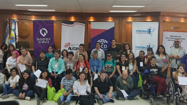 imagen Primer encuentro de Red Nacional de Estudiantes Universitarios por la Inclusión: RENEUPI - Argentina