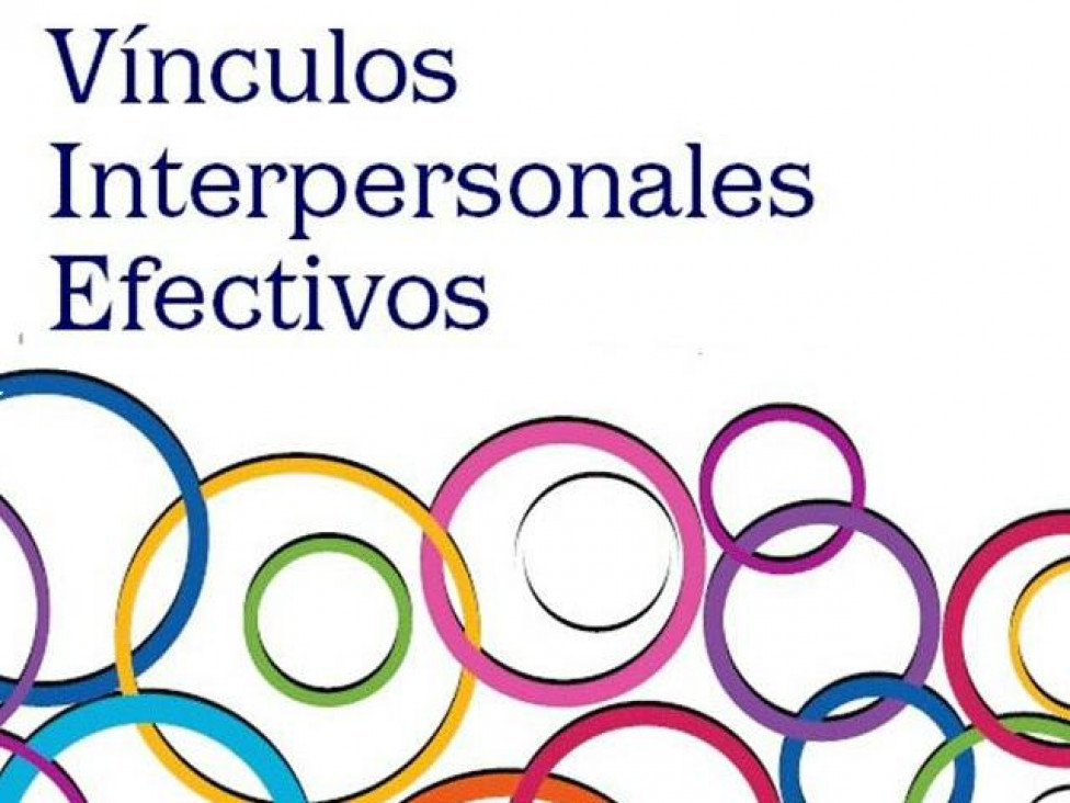 imagen Dictan curso para profesores, tutores y personal de apoyo