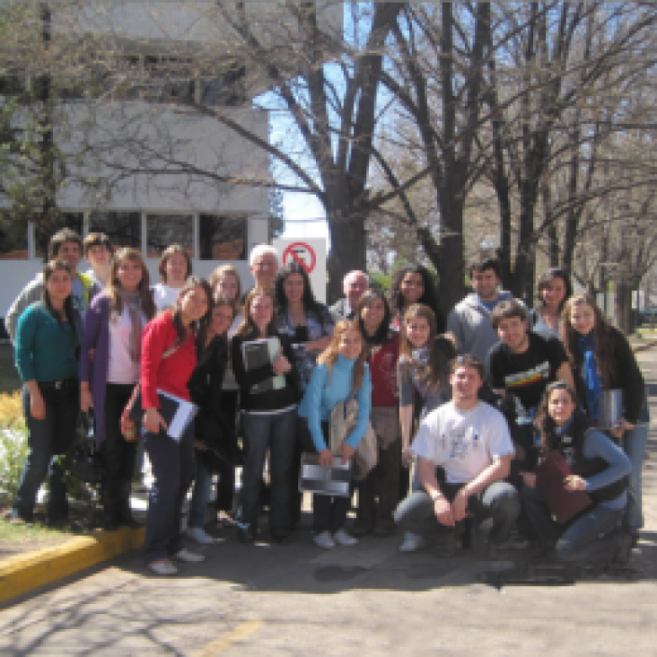 imagen Alumnos de la Licenciatura en Administración visitaron YPF