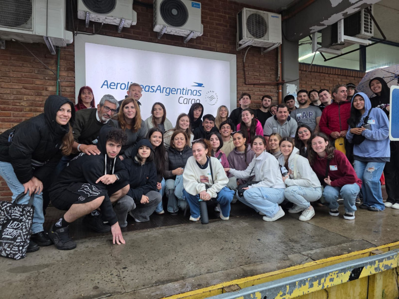 imagen Estudiantes de Logística realizaron su viaje de estudios por Buenos Aires
