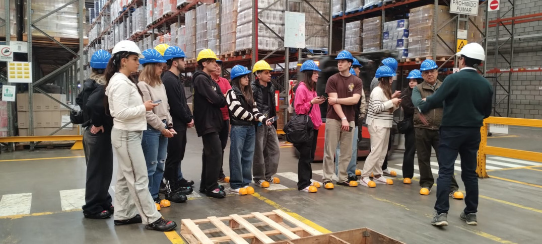 imagen Estudiantes de Logística realizaron su viaje de estudios por Buenos Aires