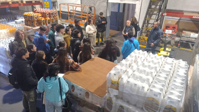 imagen Estudiantes de Logística visitaron la empresa Carrefour